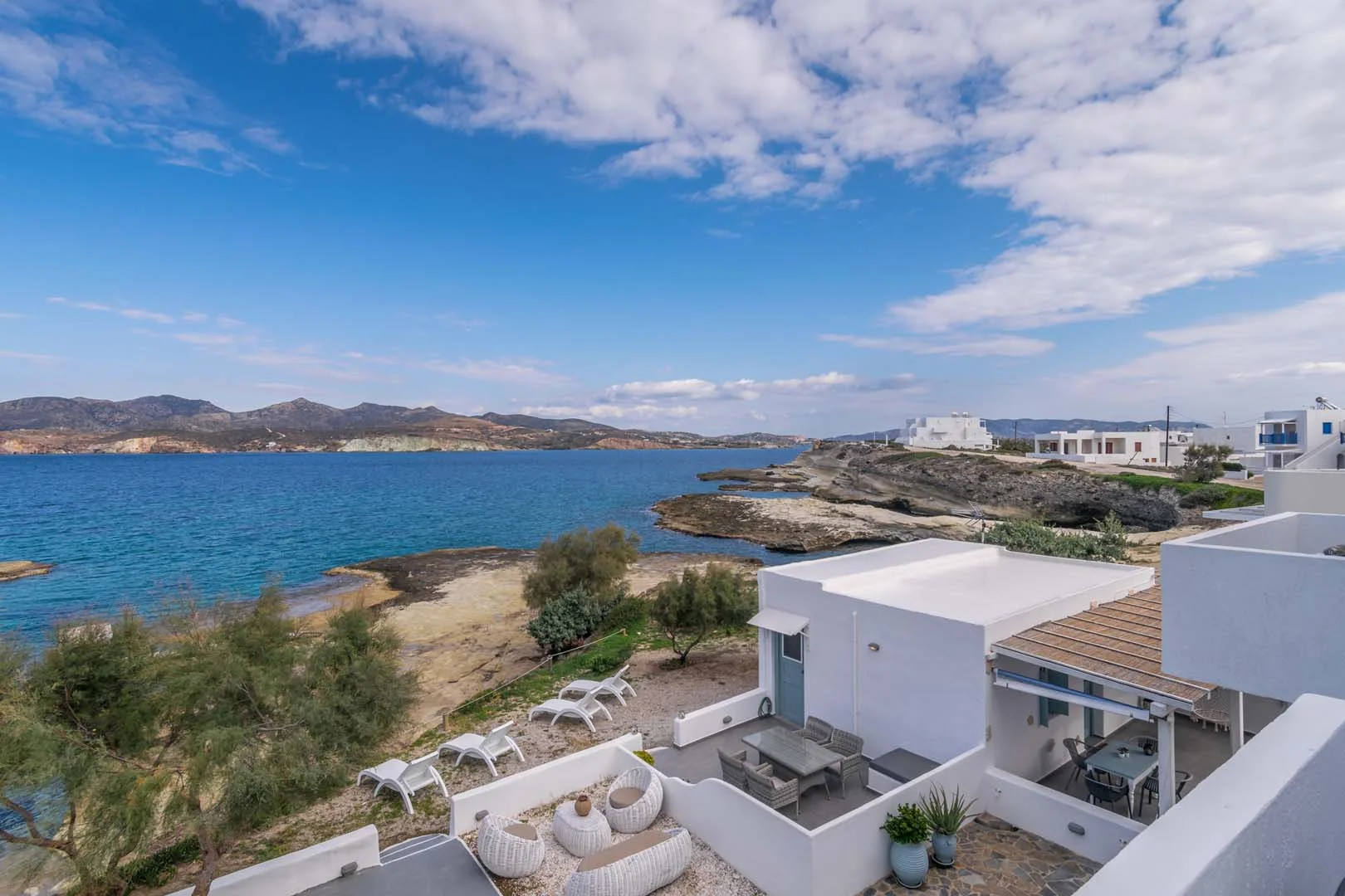 Venias Guest House_Pollonia Milos